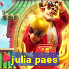 julia paes